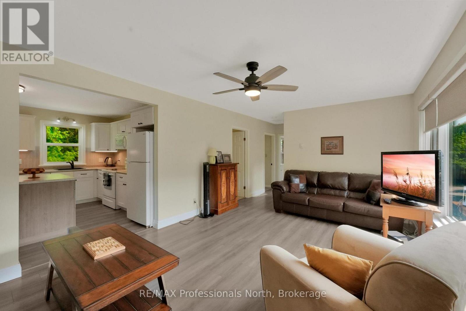 1453 Minnicock Lake Road, Dysart Et Al, Ontario  K0M 1S0 - Photo 22 - X12490266