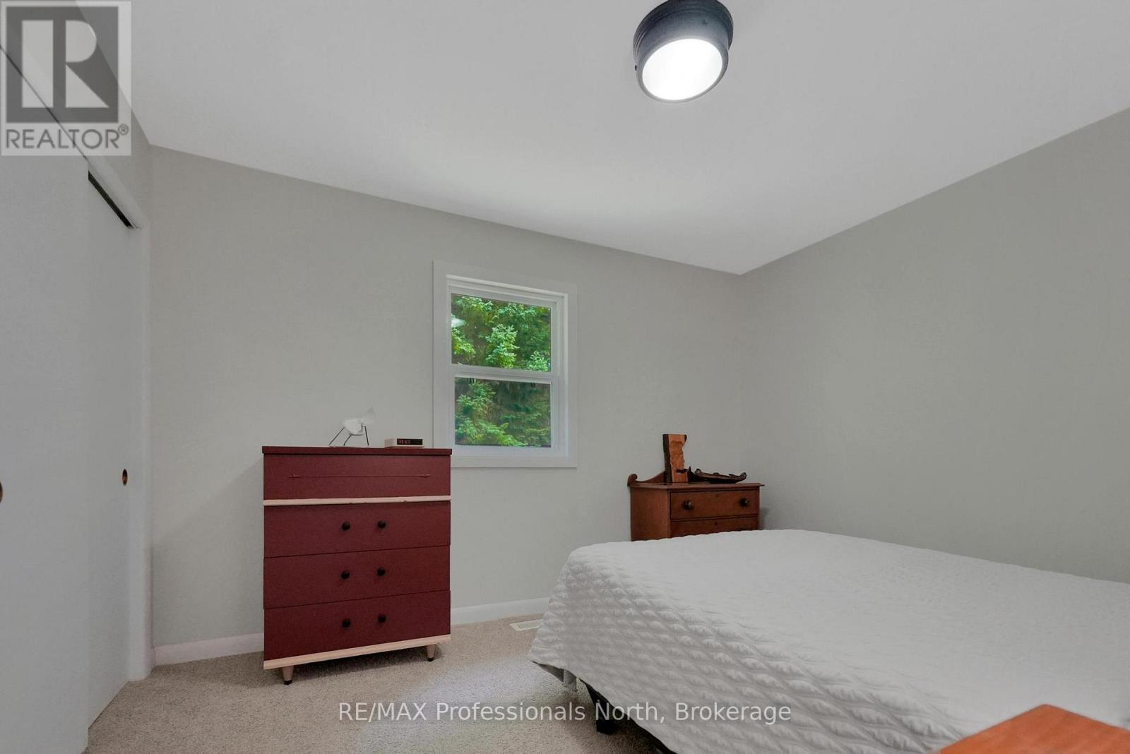 1453 Minnicock Lake Road, Dysart Et Al, Ontario  K0M 1S0 - Photo 26 - X12490266