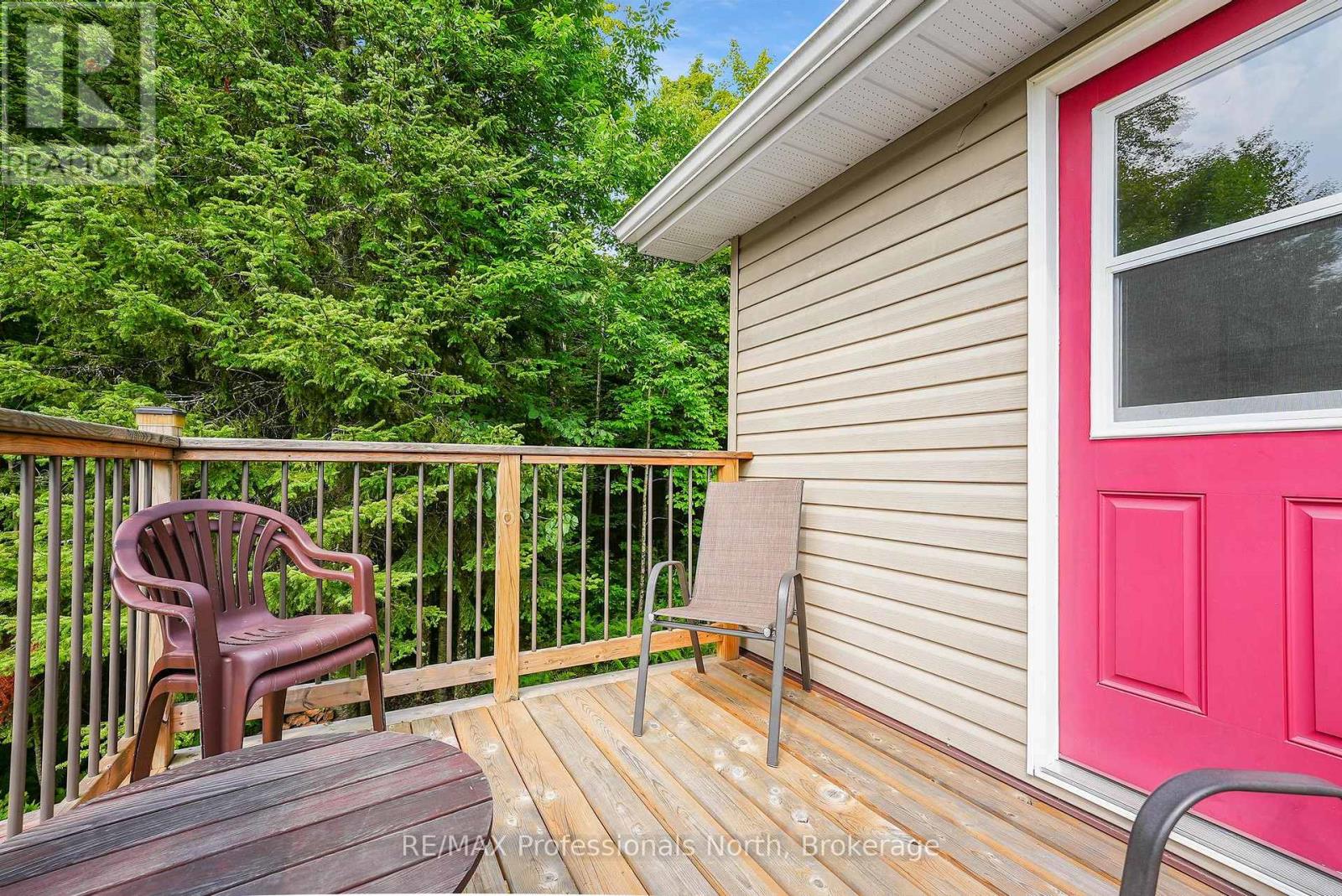 1453 Minnicock Lake Road, Dysart Et Al, Ontario  K0M 1S0 - Photo 32 - X12490266