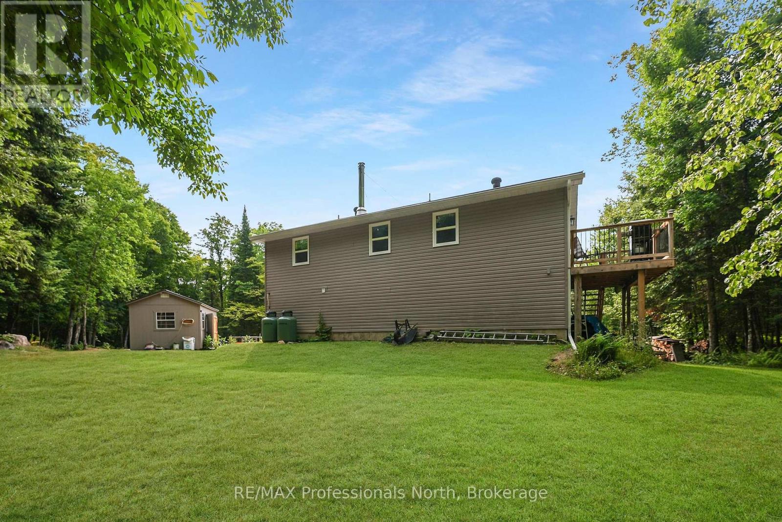 1453 Minnicock Lake Road, Dysart Et Al, Ontario  K0M 1S0 - Photo 38 - X12490266