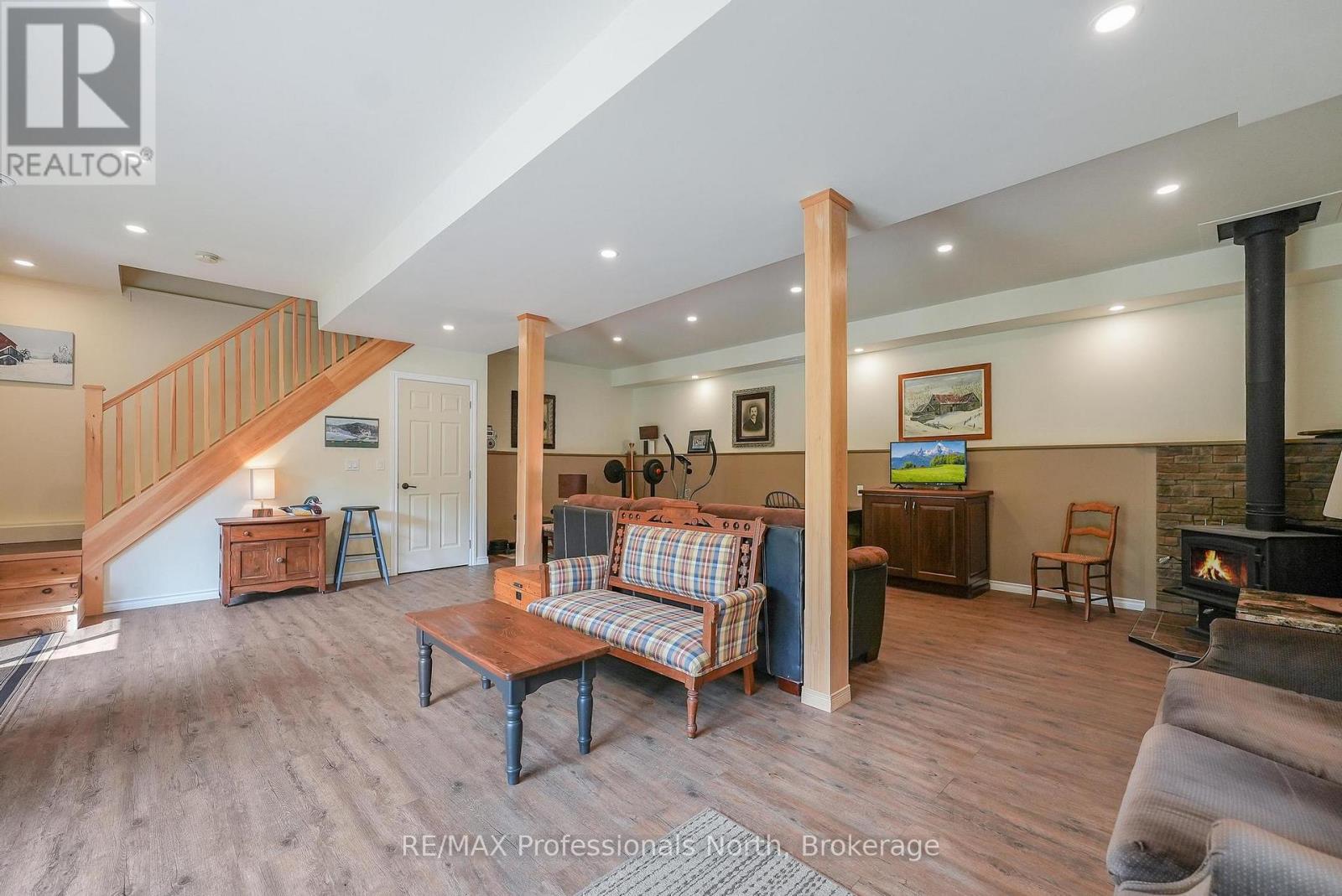 1453 Minnicock Lake Road, Dysart Et Al, Ontario  K0M 1S0 - Photo 8 - X12490266