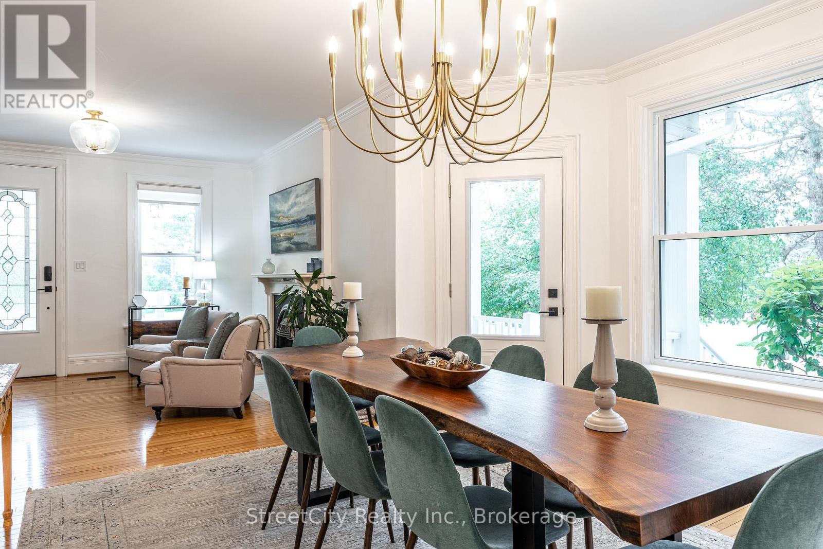 18 Waterloo Street N, Stratford, Ontario  N5A 5H5 - Photo 12 - X12490322