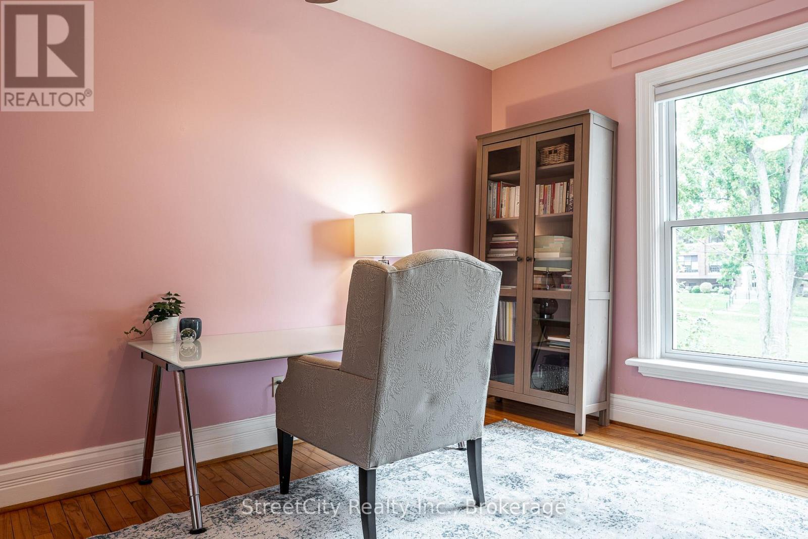 18 Waterloo Street N, Stratford, Ontario  N5A 5H5 - Photo 24 - X12490322