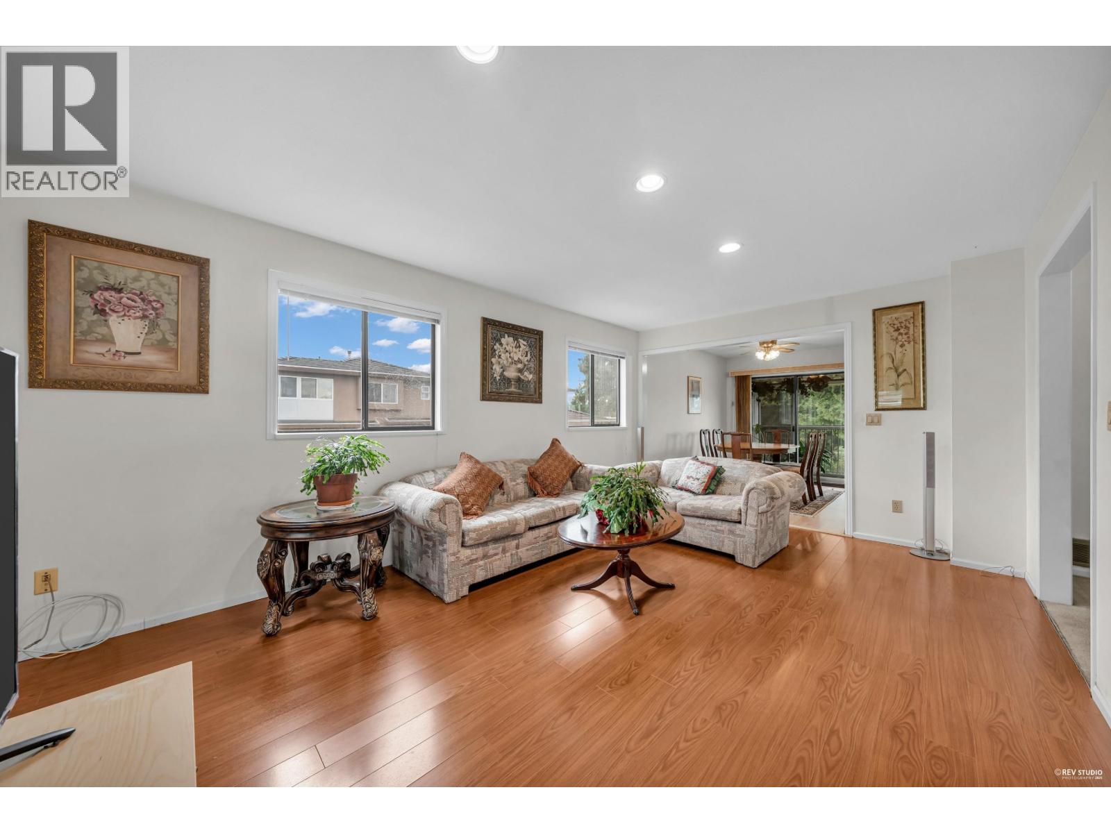 6760 Lakeview Avenue, Burnaby, British Columbia  V5E 2P4 - Photo 14 - R3063243