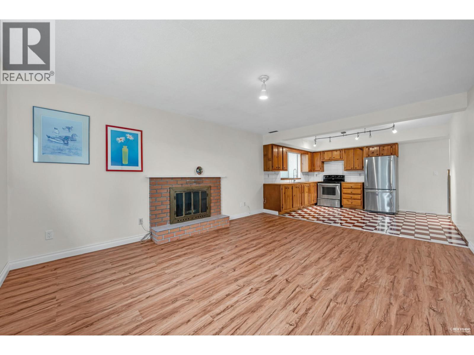 6760 Lakeview Avenue, Burnaby, British Columbia  V5E 2P4 - Photo 16 - R3063243