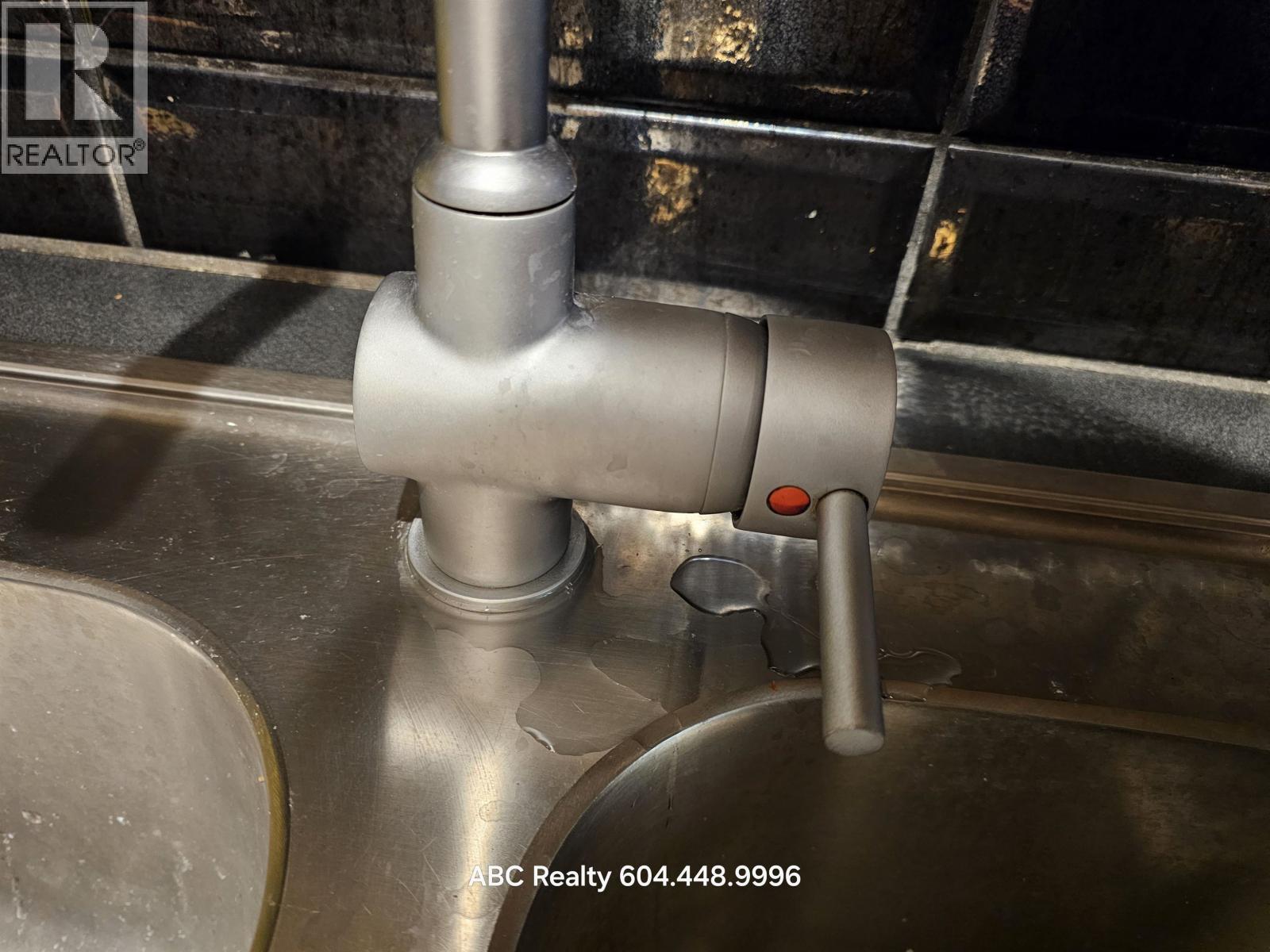 1fl 2125 W 2nd Avenue, Vancouver, British Columbia  V6K 1H7 - Photo 17 - R3063236