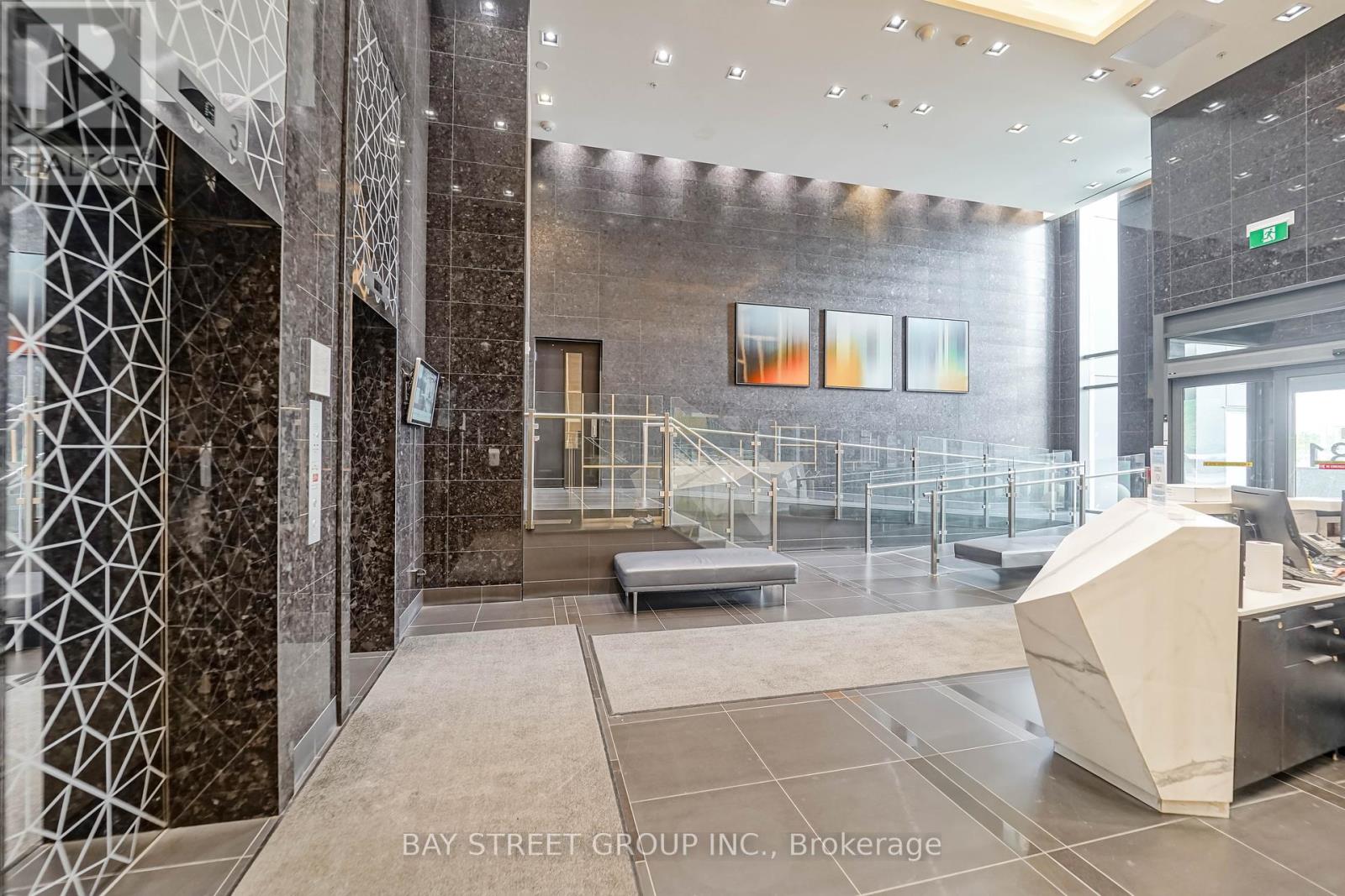 909 - 8081 Birchmount Road, Markham, Ontario  L6G 0G5 - Photo 4 - N12349921