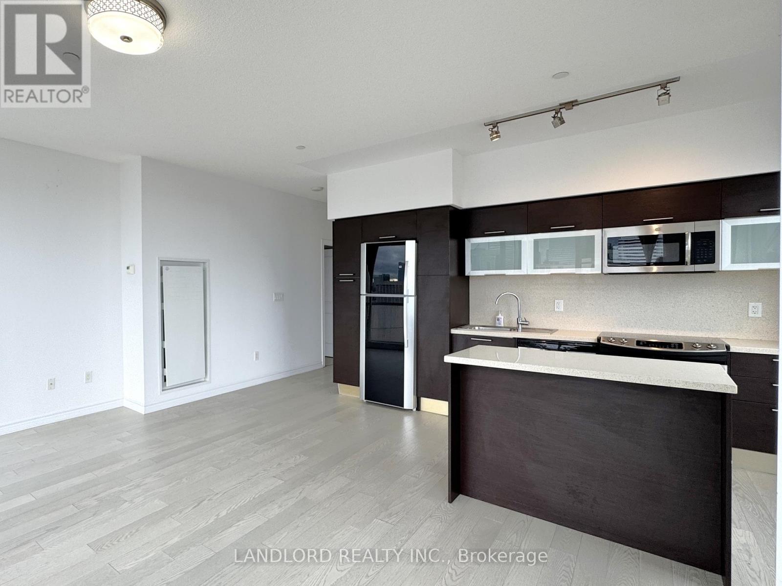 3507 - 386 Yonge Street, Toronto, Ontario  M5B 0A5 - Photo 2 - C12481274