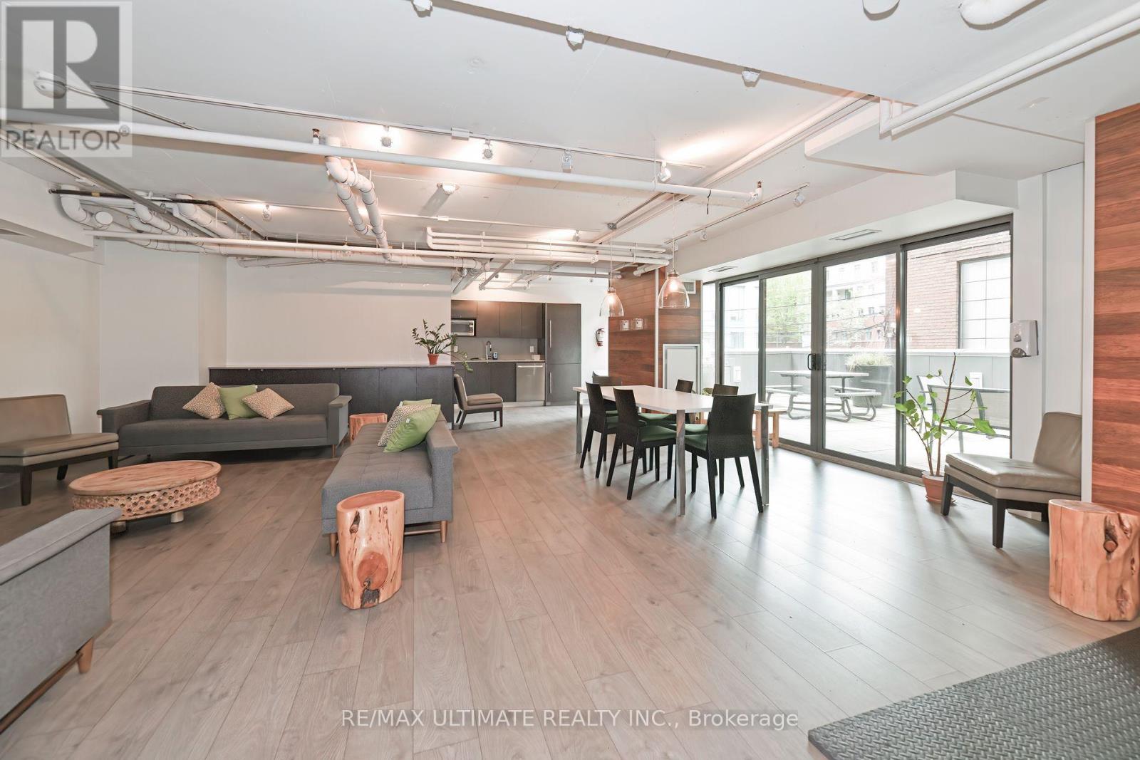 # 405 - 32 Camden Street, Toronto, Ontario  M5V 1G4 - Photo 21 - C12490080