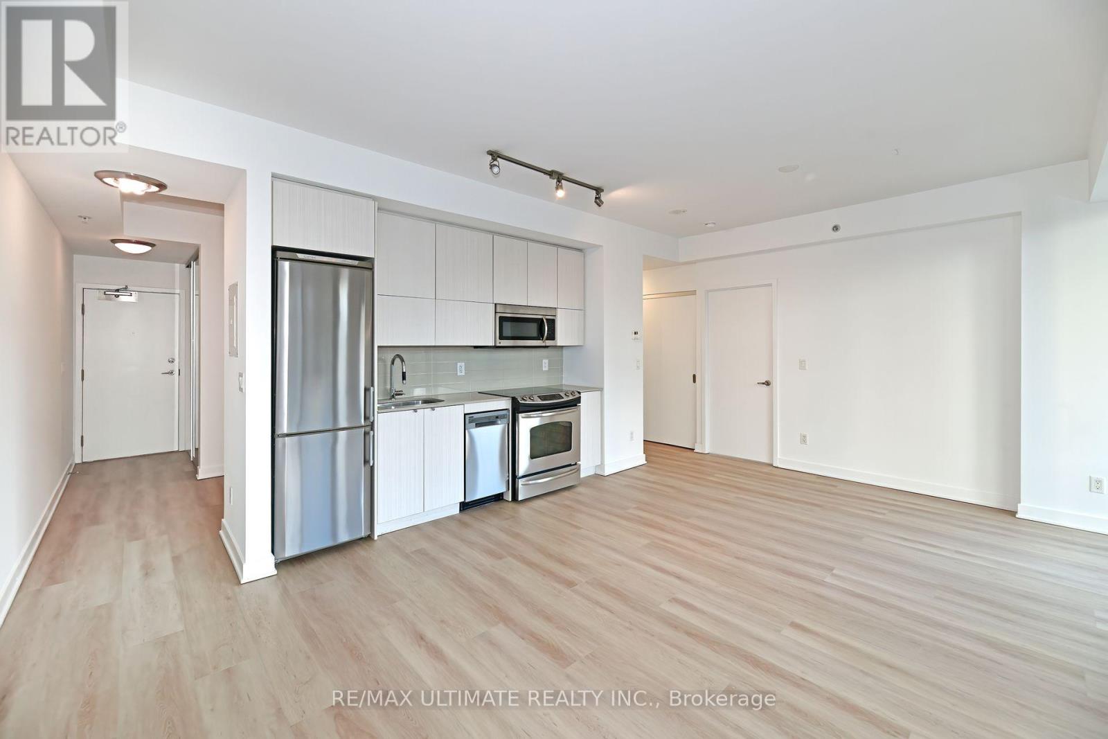 # 405 - 32 Camden Street, Toronto, Ontario  M5V 1G4 - Photo 6 - C12490080