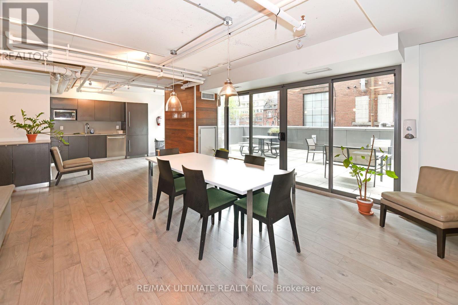 # 405 - 32 Camden Street, Toronto, Ontario  M5V 1G4 - Photo 22 - C12490080