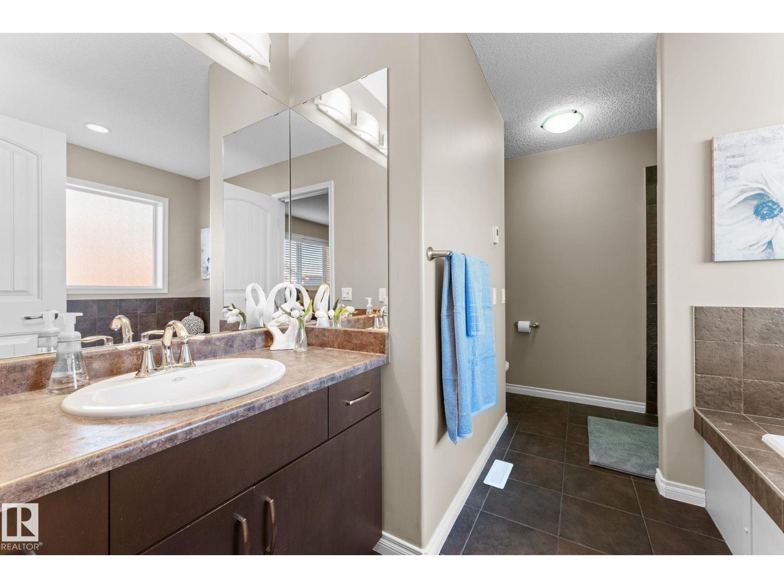 39 Newgate Wy, St. Albert, Alberta  T8N 4C5 - Photo 31 - E4463987