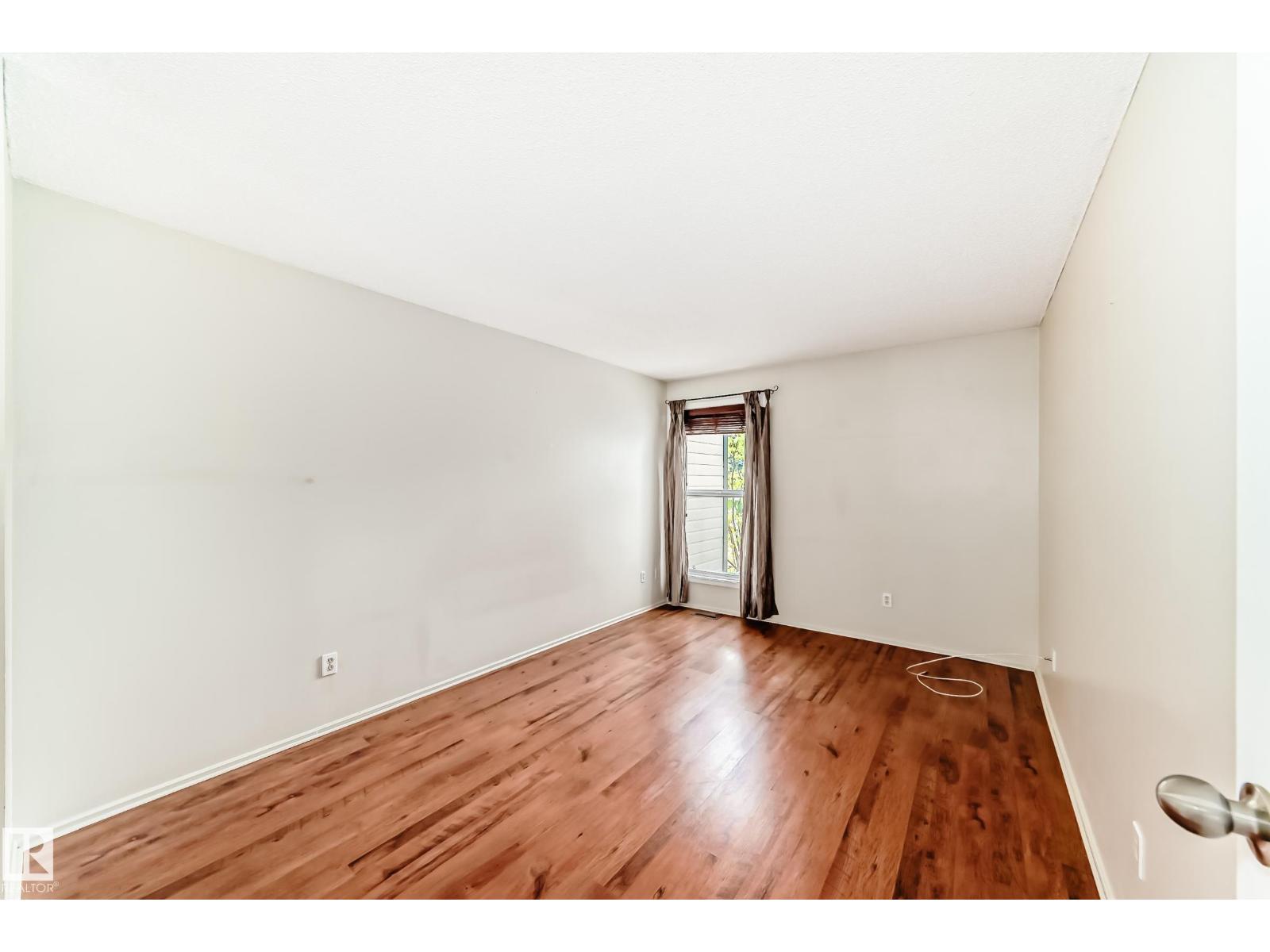 1126 Saddleback Rd Nw, Edmonton, Alberta  T6J 4Z4 - Photo 17 - E4463988