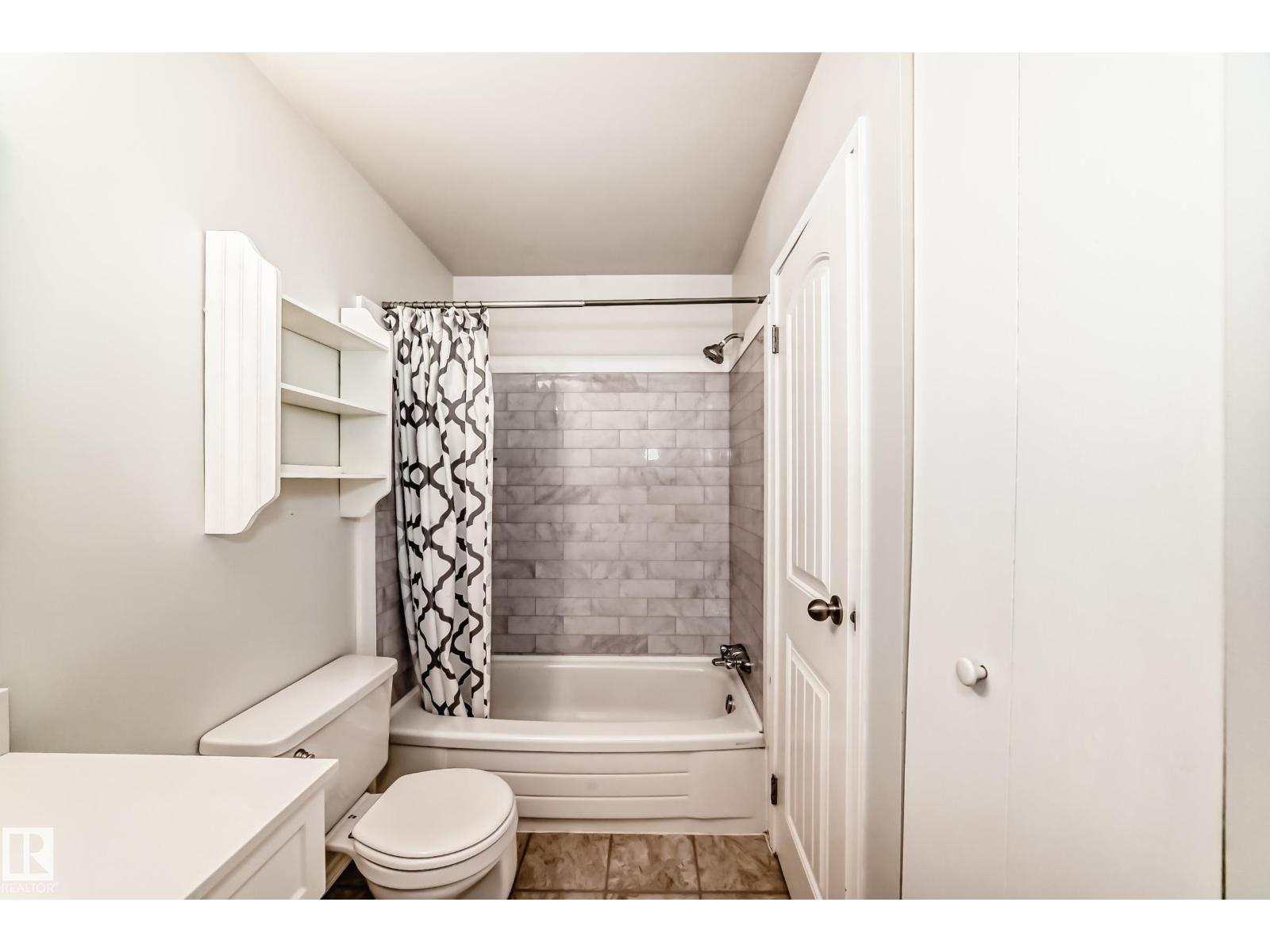 1126 Saddleback Rd Nw, Edmonton, Alberta  T6J 4Z4 - Photo 23 - E4463988