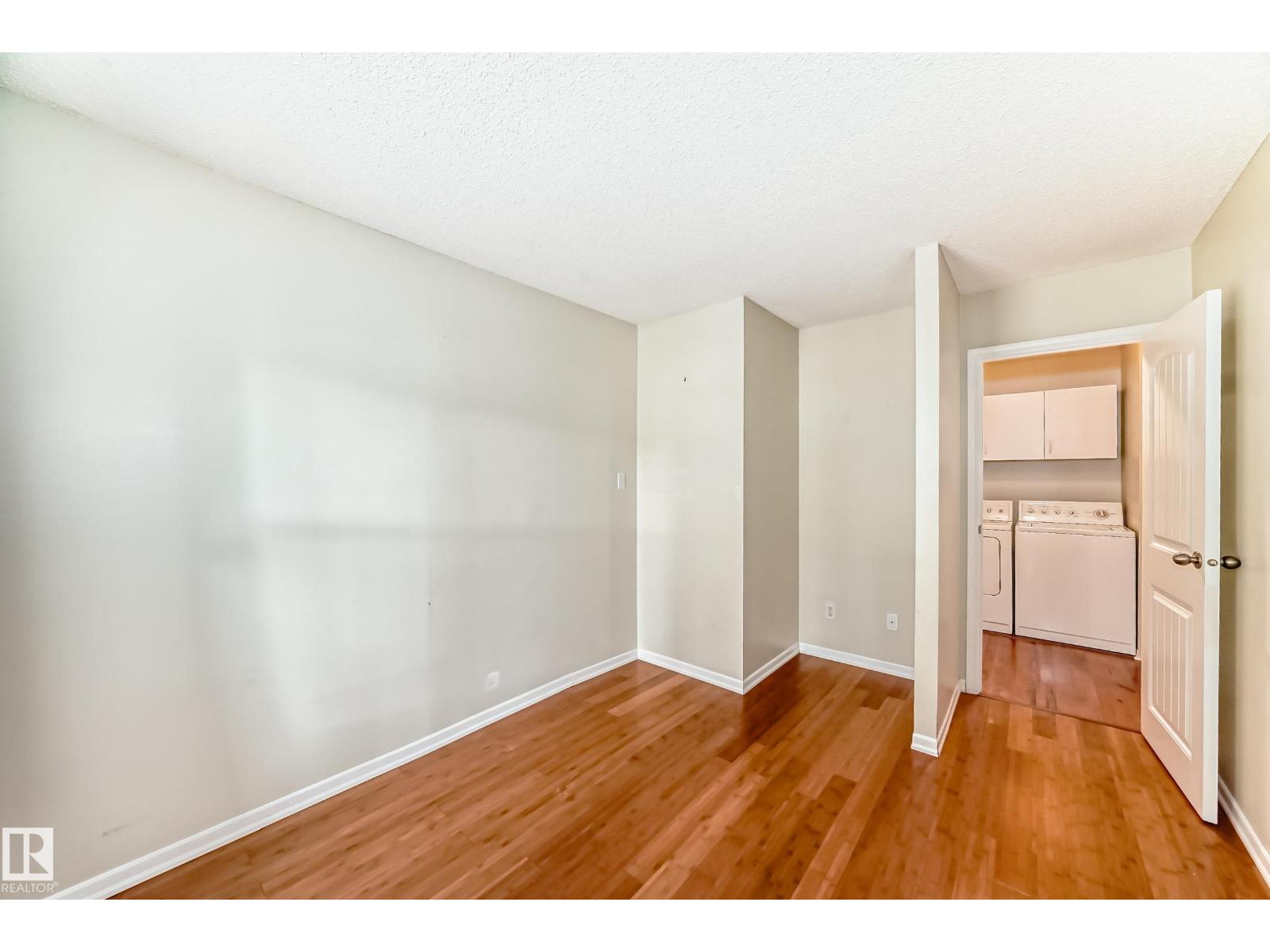 1126 Saddleback Rd Nw, Edmonton, Alberta  T6J 4Z4 - Photo 27 - E4463988