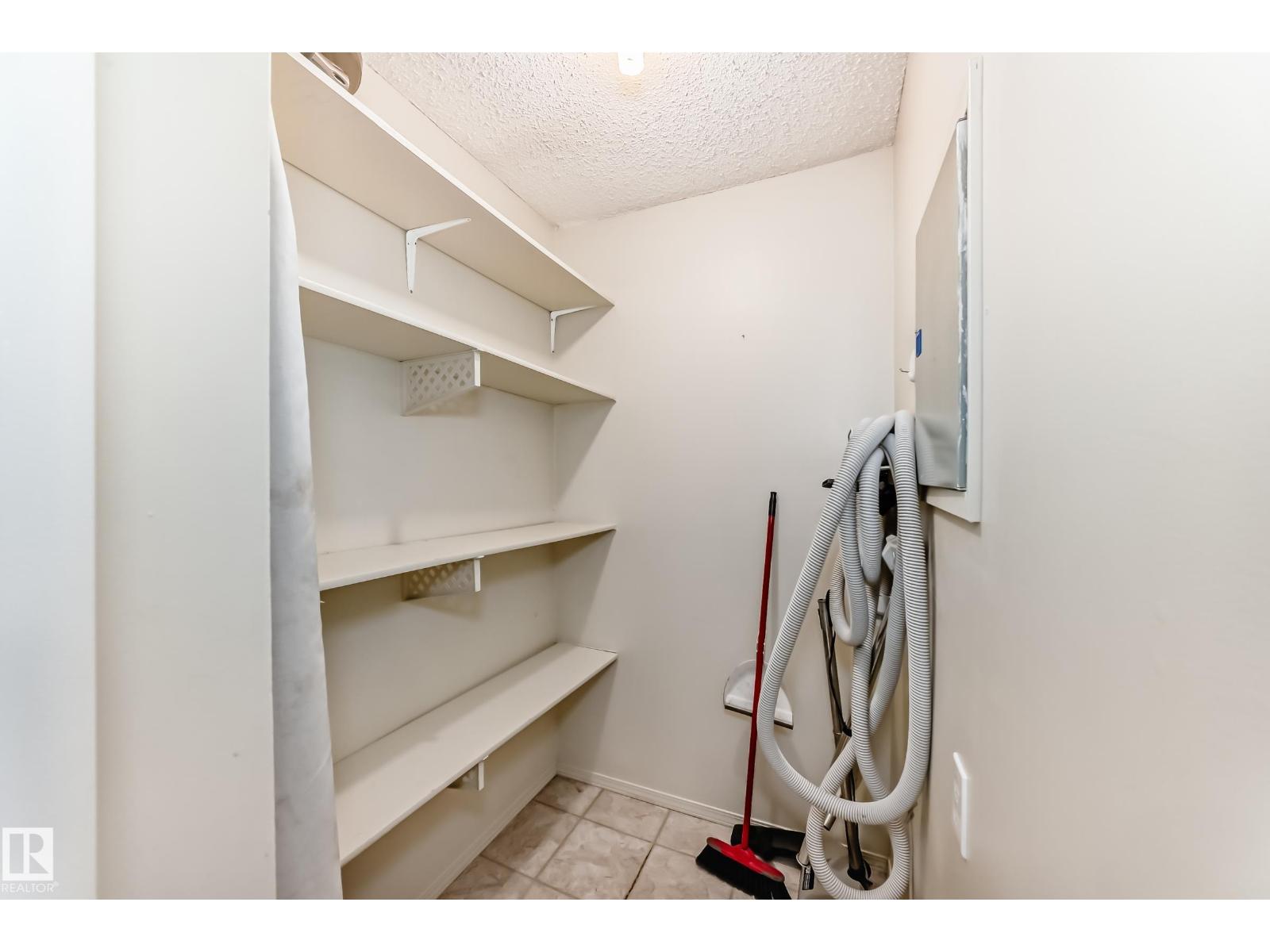 1126 Saddleback Rd Nw, Edmonton, Alberta  T6J 4Z4 - Photo 29 - E4463988