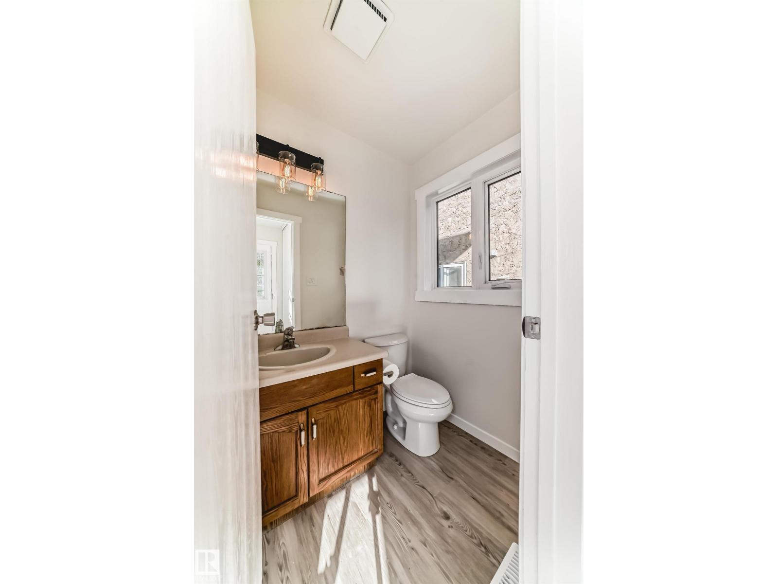 2017 108 St Nw, Edmonton, Alberta  T6J 5V4 - Photo 16 - E4463989