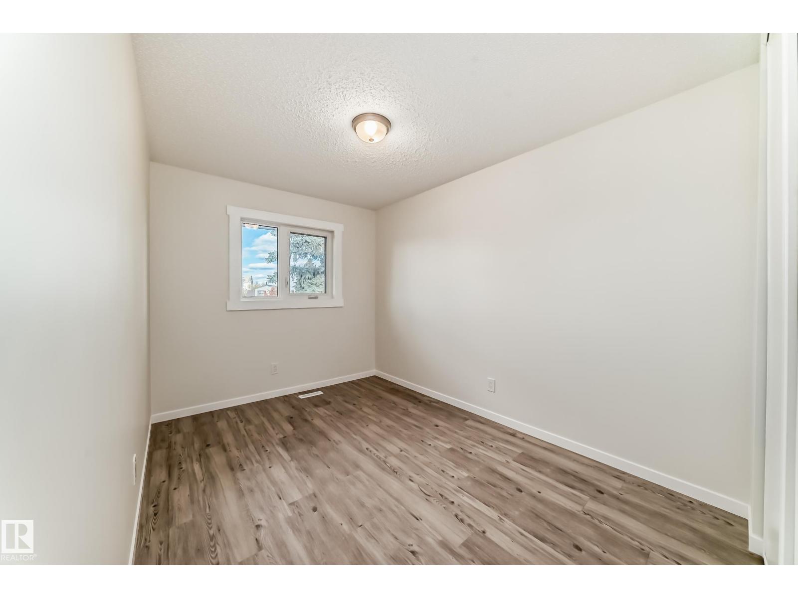 2017 108 St Nw, Edmonton, Alberta  T6J 5V4 - Photo 20 - E4463989