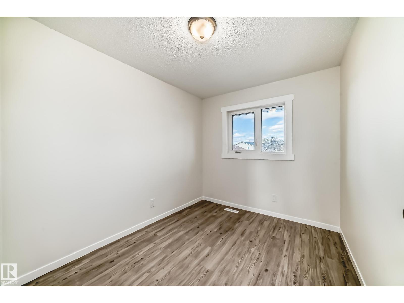 2017 108 St Nw, Edmonton, Alberta  T6J 5V4 - Photo 22 - E4463989