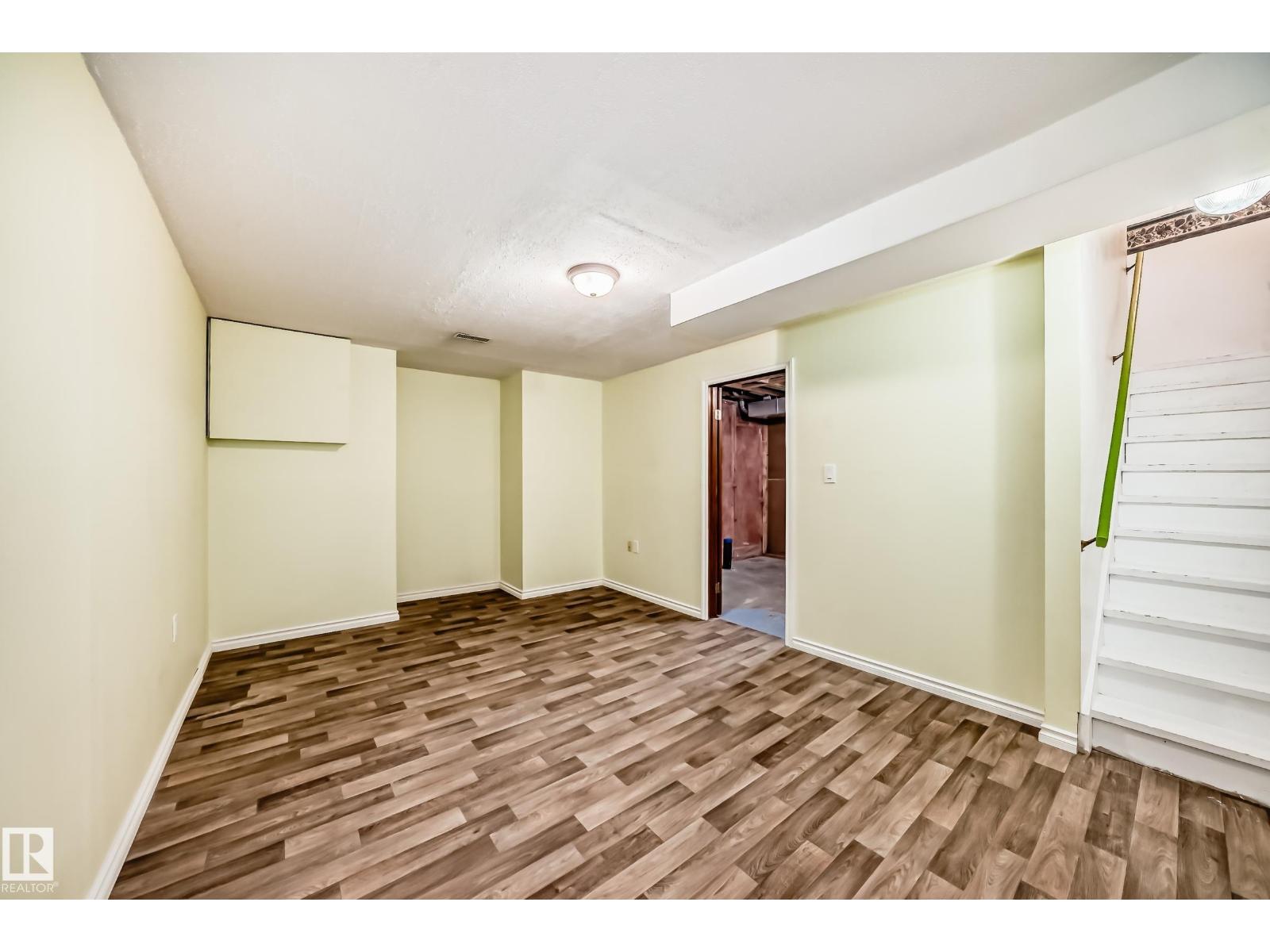 2017 108 St Nw, Edmonton, Alberta  T6J 5V4 - Photo 25 - E4463989