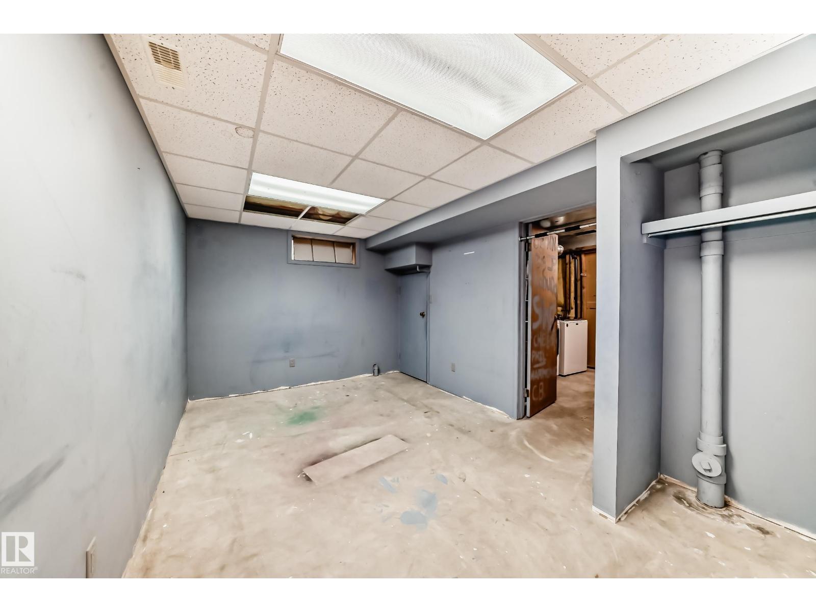 2017 108 St Nw, Edmonton, Alberta  T6J 5V4 - Photo 27 - E4463989