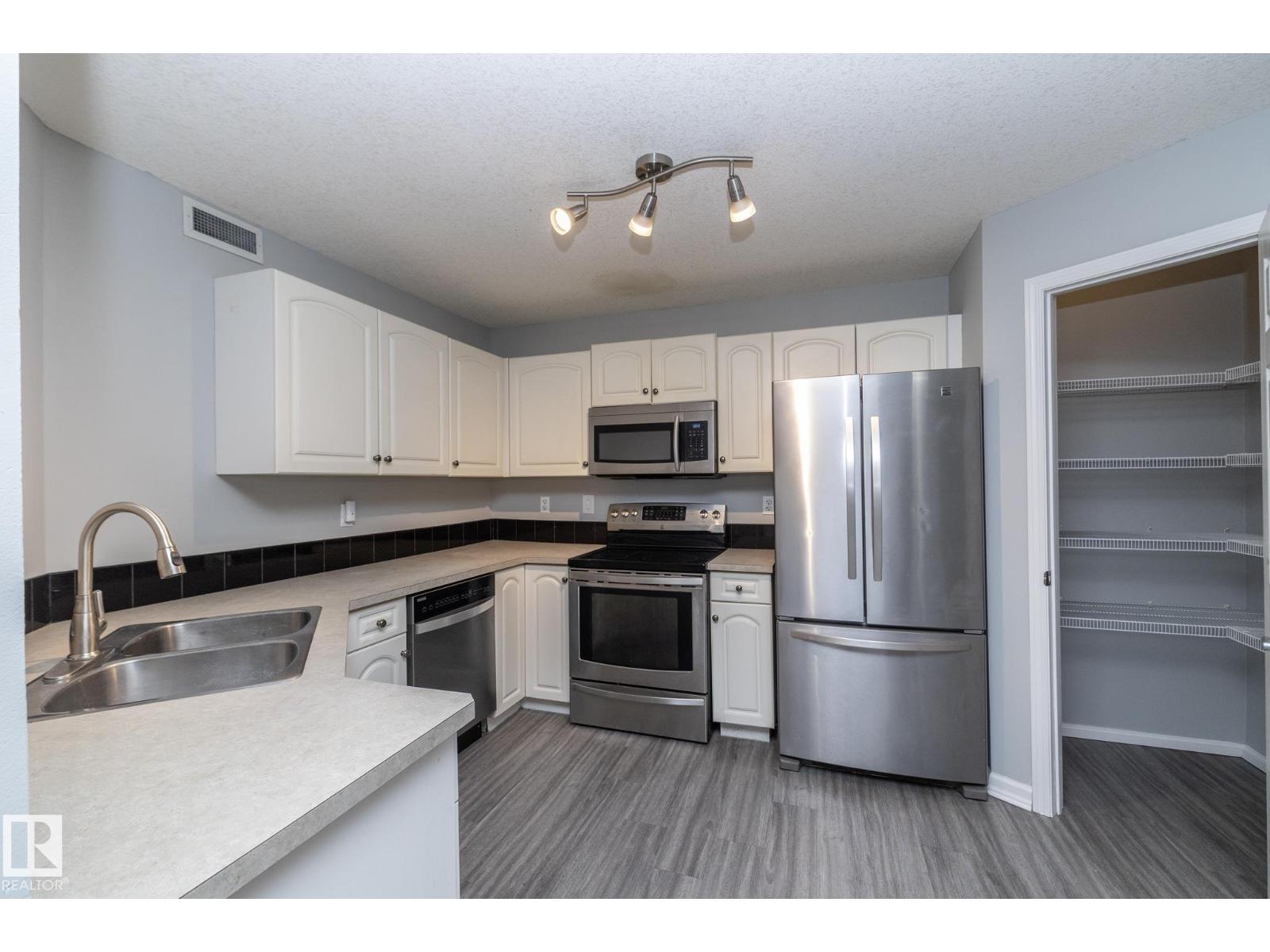 #1 150 Edwards Dr Sw, Edmonton, Alberta  T6X 1M4 - Photo 2 - E4463991