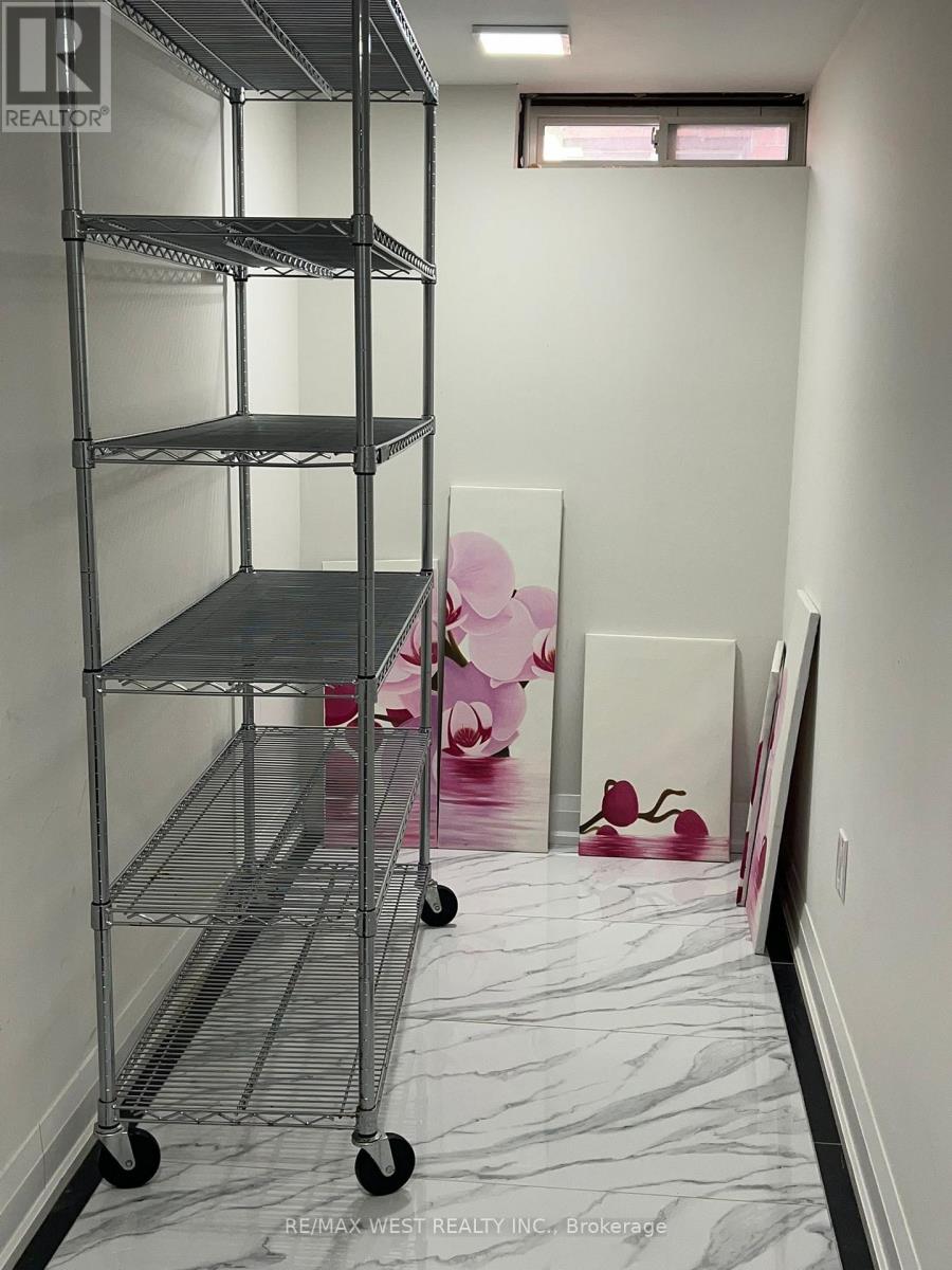 123 Carmen Crescent, Vaughan, Ontario  L4L 5P1 - Photo 12 - N12490198