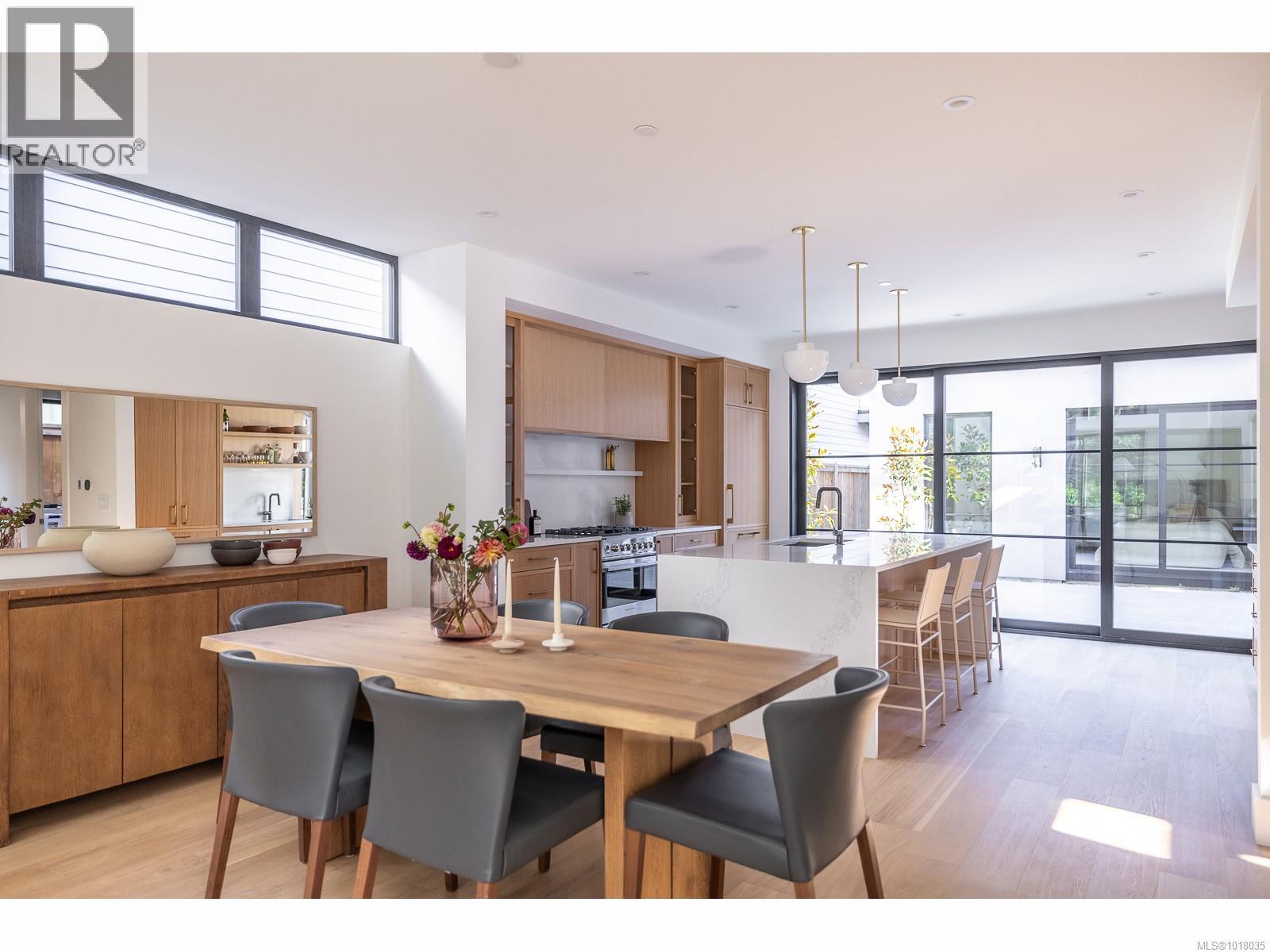 634 Hemlock St, Qualicum Beach, British Columbia  V9K 1H8 - Photo 20 - 1018035