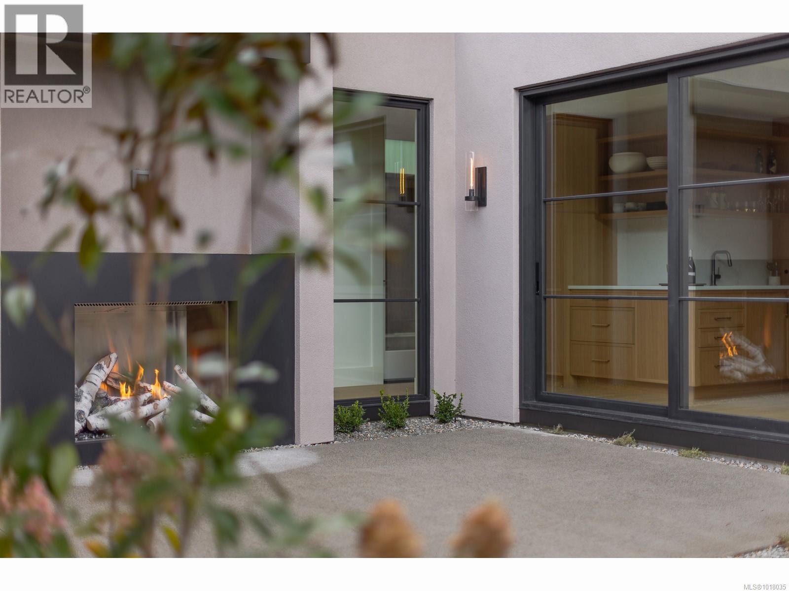 634 Hemlock St, Qualicum Beach, British Columbia  V9K 1H8 - Photo 55 - 1018035