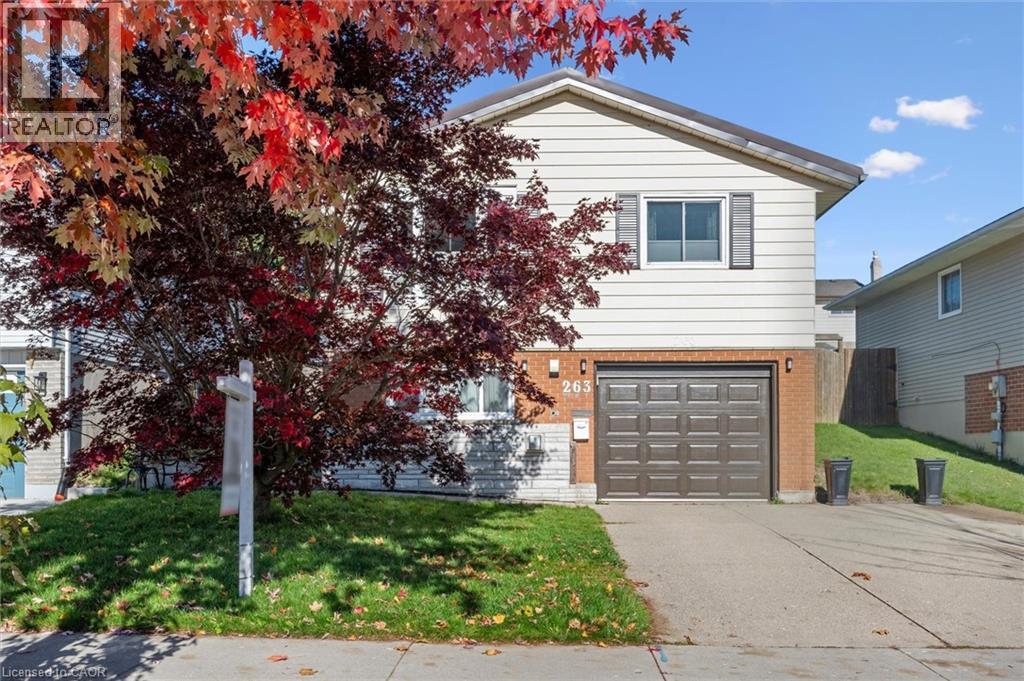 263 THE COUNTRY Way, Kitchener, Ontario