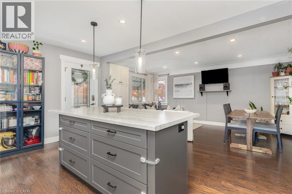 55 East 44th Street, Hamilton, Ontario  L8T 3G8 - Photo 9 - 40783760