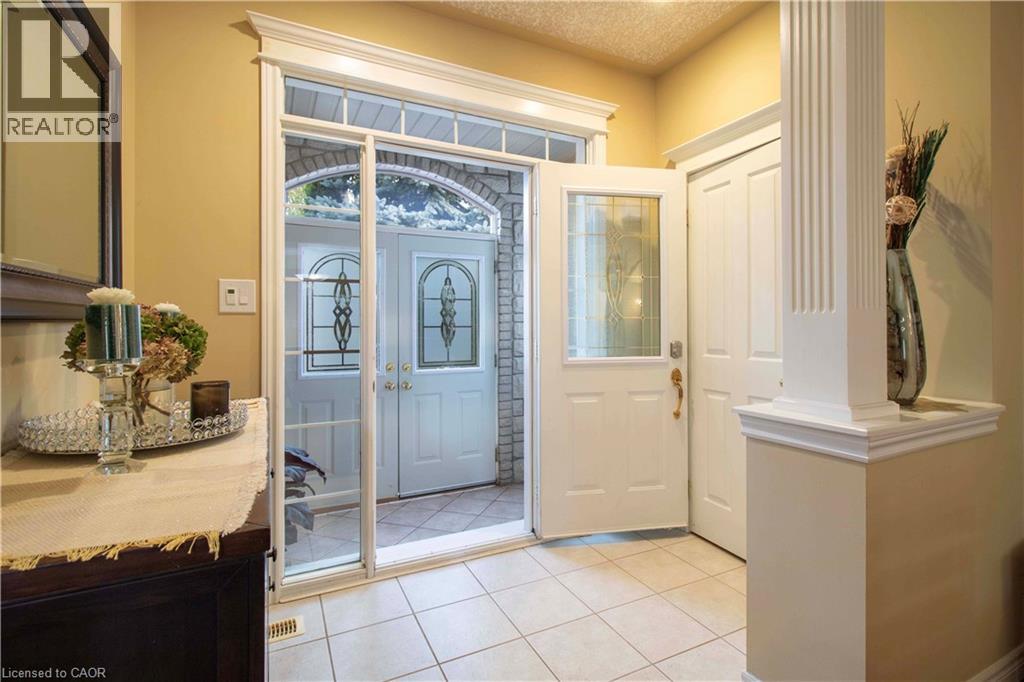 42 Holkham Avenue Unit# Main, Ancaster, Ontario  L9K 1N9 - Photo 3 - 40784331