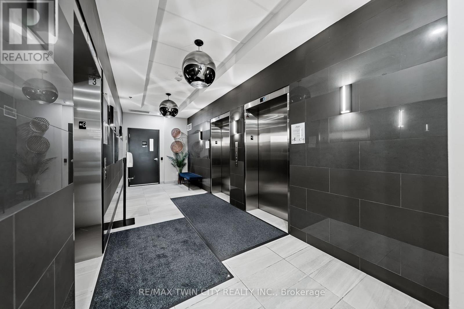 2407 - 60 Charles Street W, Kitchener, Ontario  N2G 0C9 - Photo 9 - X12380845