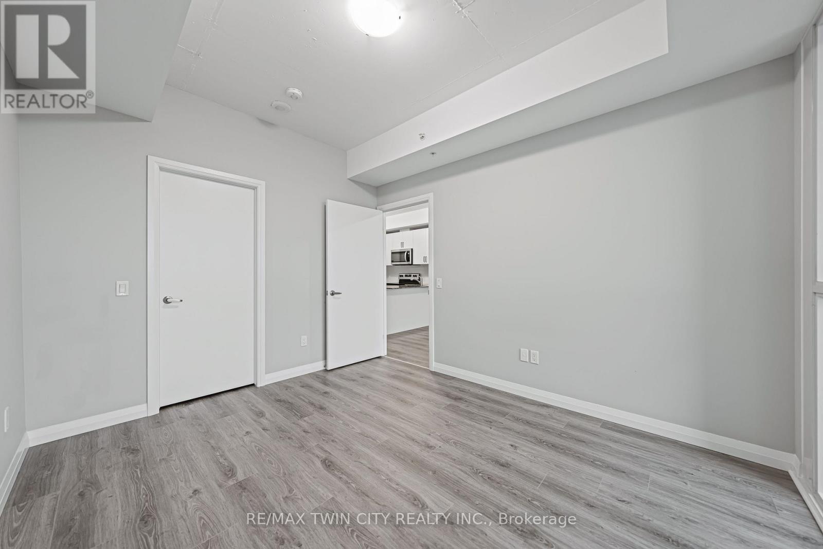 2407 - 60 Charles Street W, Kitchener, Ontario  N2G 0C9 - Photo 23 - X12380845