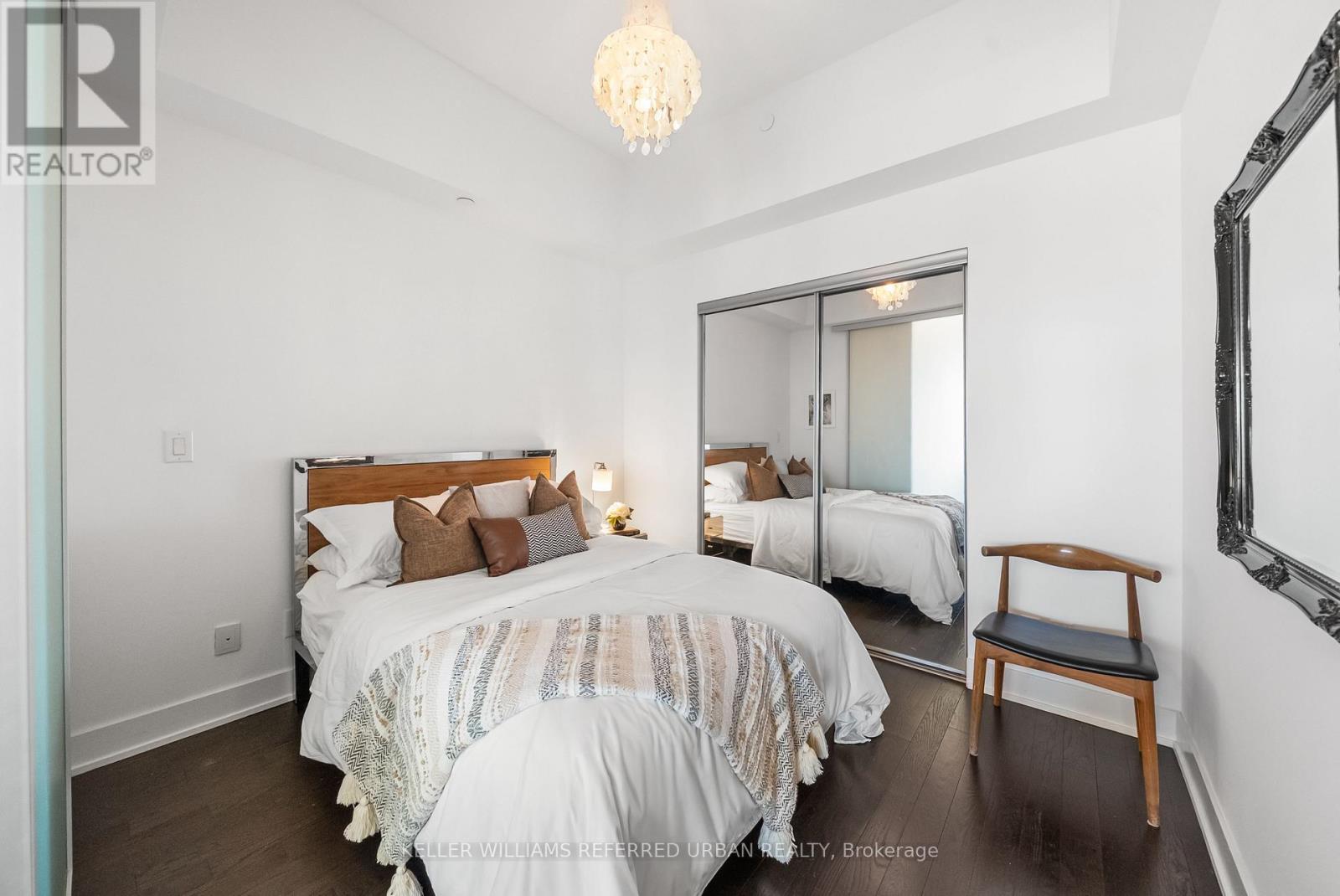 1015 - 3018 Yonge Street, Toronto (Lawrence Park South), Ontario  M4N 0A5 - Photo 11 - C12453916