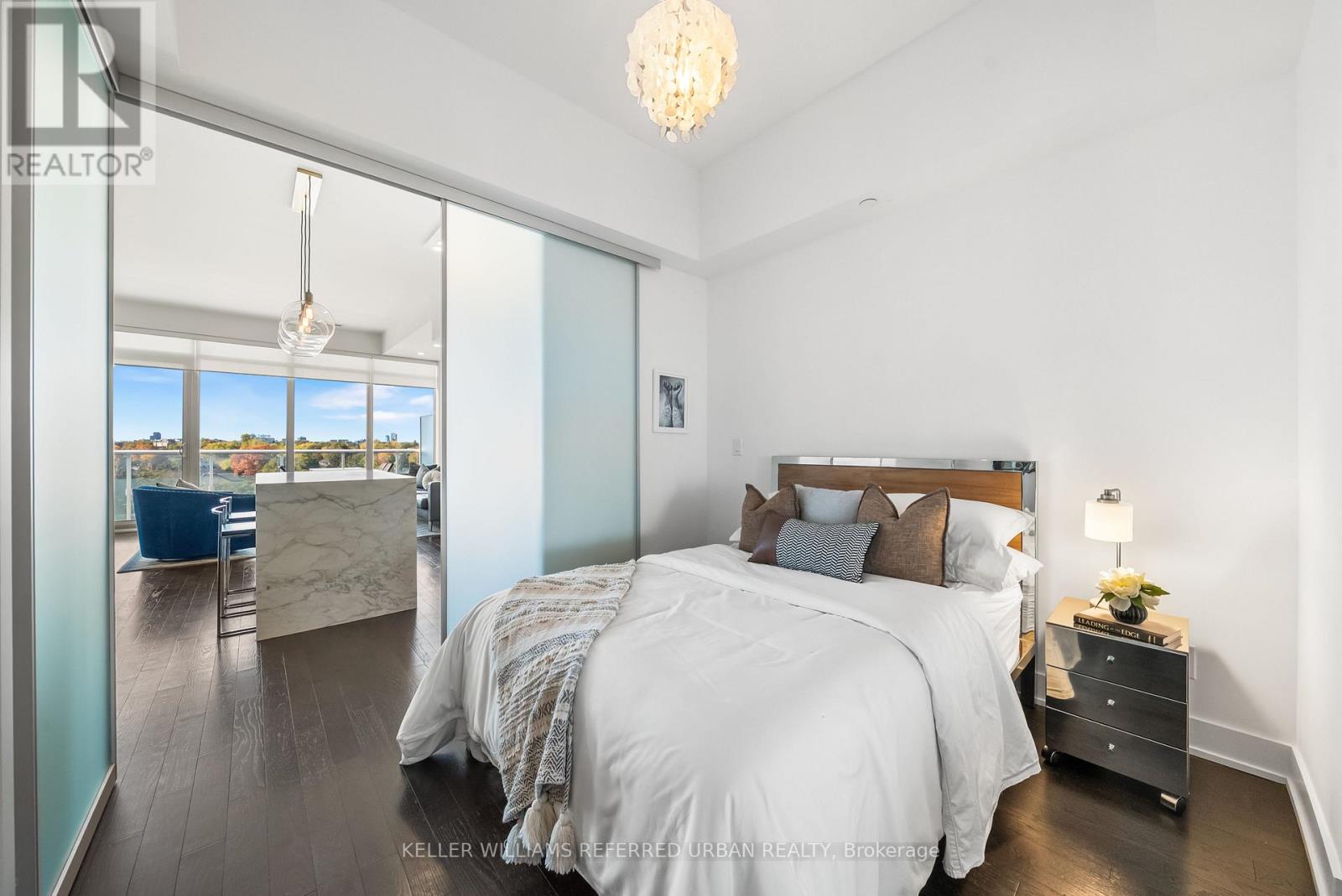 1015 - 3018 Yonge Street, Toronto (Lawrence Park South), Ontario  M4N 0A5 - Photo 12 - C12453916