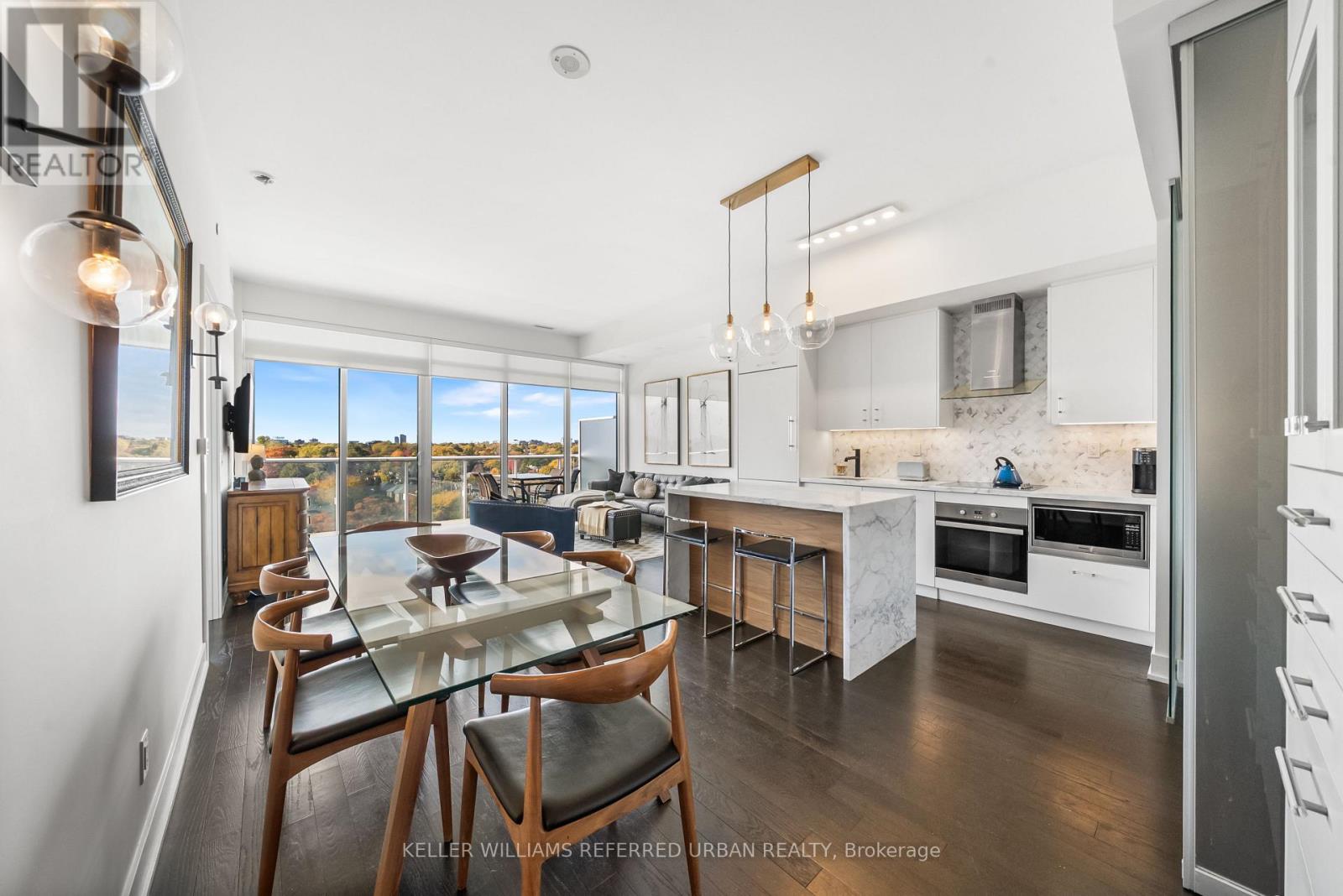 1015 - 3018 Yonge Street, Toronto (Lawrence Park South), Ontario  M4N 0A5 - Photo 3 - C12453916