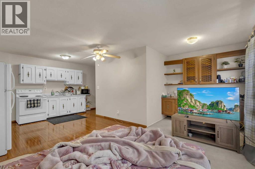 4718 College Avenue, Lacombe, Alberta  T4L 1Z1 - Photo 26 - A2213994