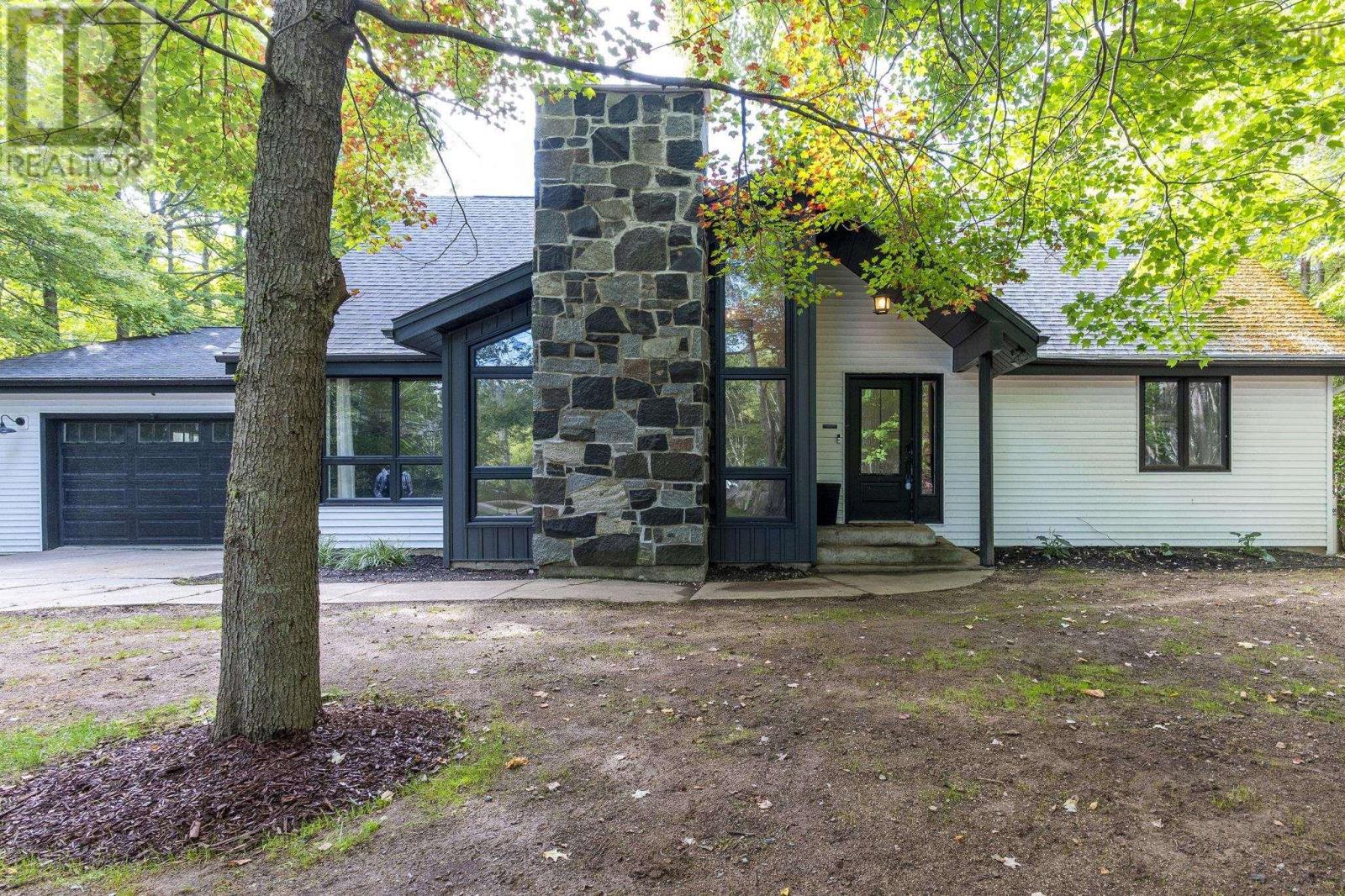 84 Second Street, Lakeview, Nova Scotia  B4C 4C9 - Photo 2 - 202524723