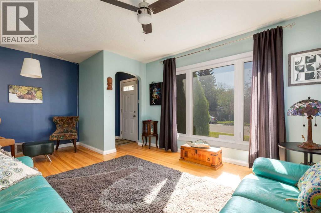 202 27 Avenue Ne, Calgary, Alberta  T2E 1Z9 - Photo 5 - A2242112