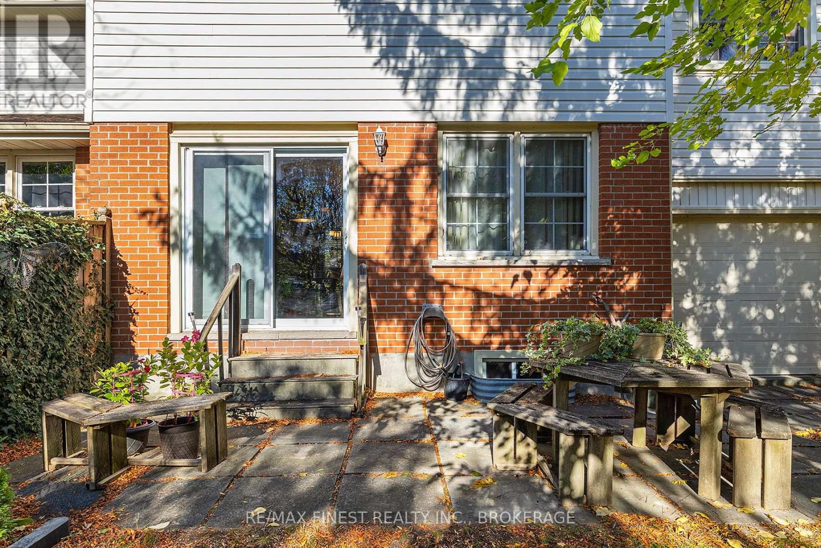 48 - 19 Macpherson Avenue, Kingston (Central City West), Ontario  K7M 6W4 - Photo 11 - X12490542