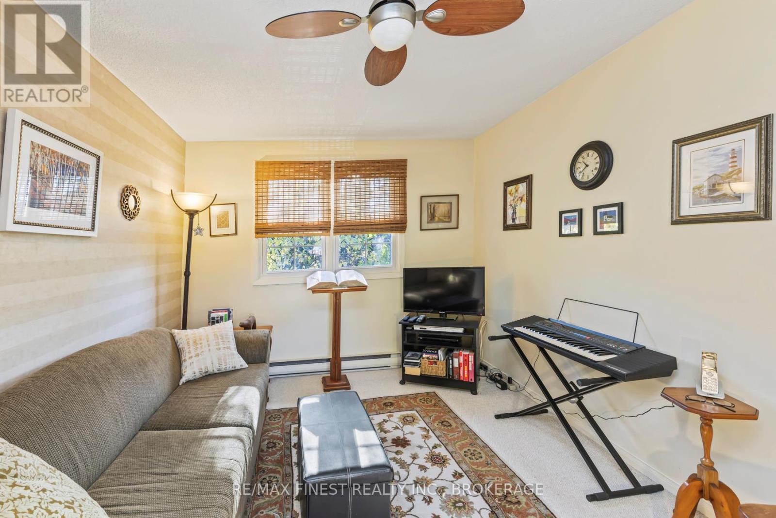 48 - 19 Macpherson Avenue, Kingston (Central City West), Ontario  K7M 6W4 - Photo 29 - X12490542