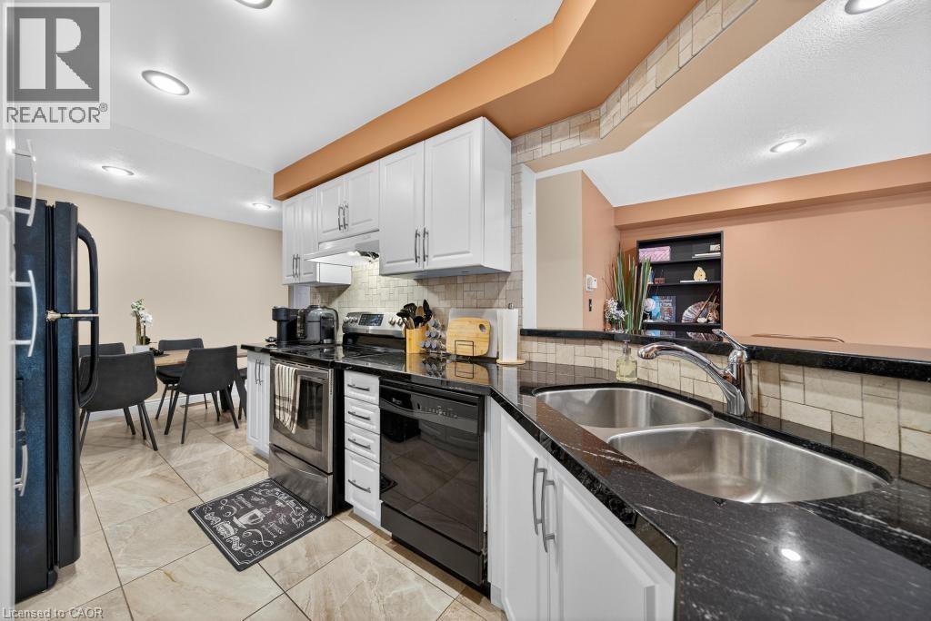 171 Highbury Drive Unit# 28, Hamilton, Ontario  L8J 3T6 - Photo 11 - 40784007