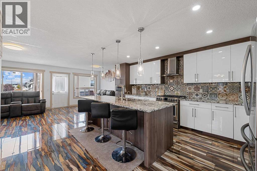 8 Tarawood Grove Ne, Calgary, Alberta  T3J 5A7 - Photo 9 - A2264546