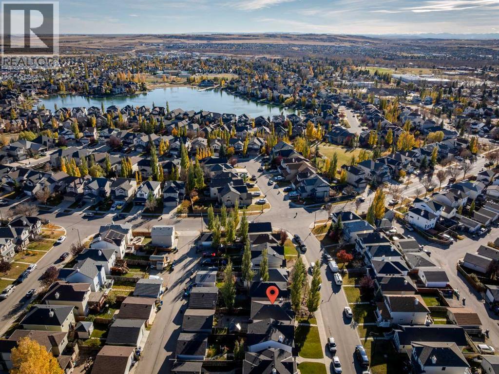 85 Crystal Shores Crescent, Okotoks, Alberta  T1S 2B5 - Photo 38 - A2266485