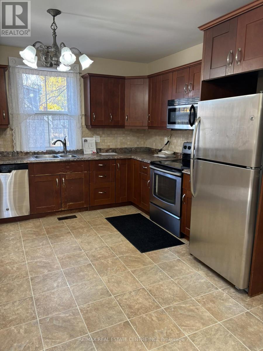 33 King Street, Halton Hills, Ontario  L7G 2G9 - Photo 34 - W12428082