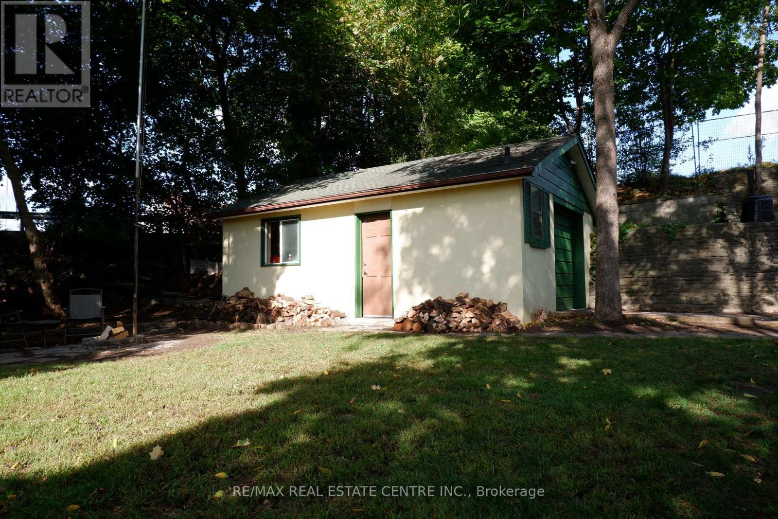 33 King Street, Halton Hills, Ontario  L7G 2G9 - Photo 22 - W12428082