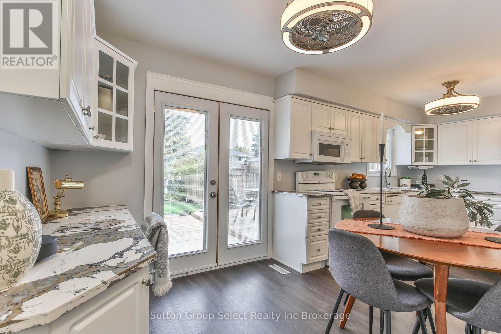 1009 A Nesbitt Crescent, Woodstock, Ontario  N4S 7N9 - Photo 12 - X12490048