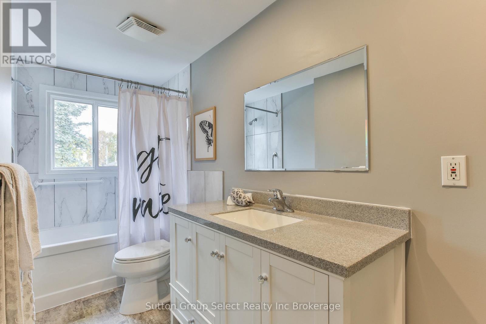 1009 A Nesbitt Crescent, Woodstock, Ontario  N4S 7N9 - Photo 19 - X12490048