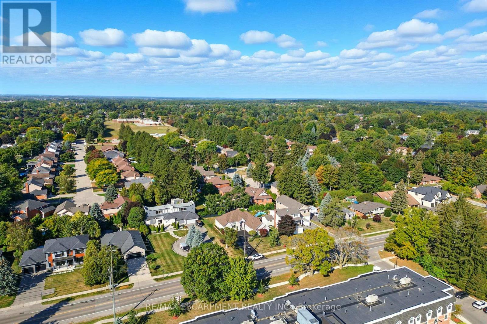 320 Fiddler's Green Road, Hamilton, Ontario  L9G 1X1 - Photo 46 - X12443373